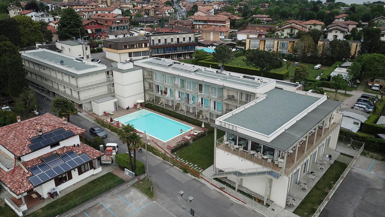 Vischi Hotel 3*