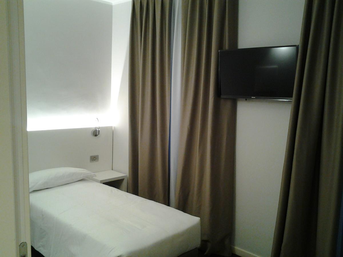 Albergo Dongo Hotel 3*