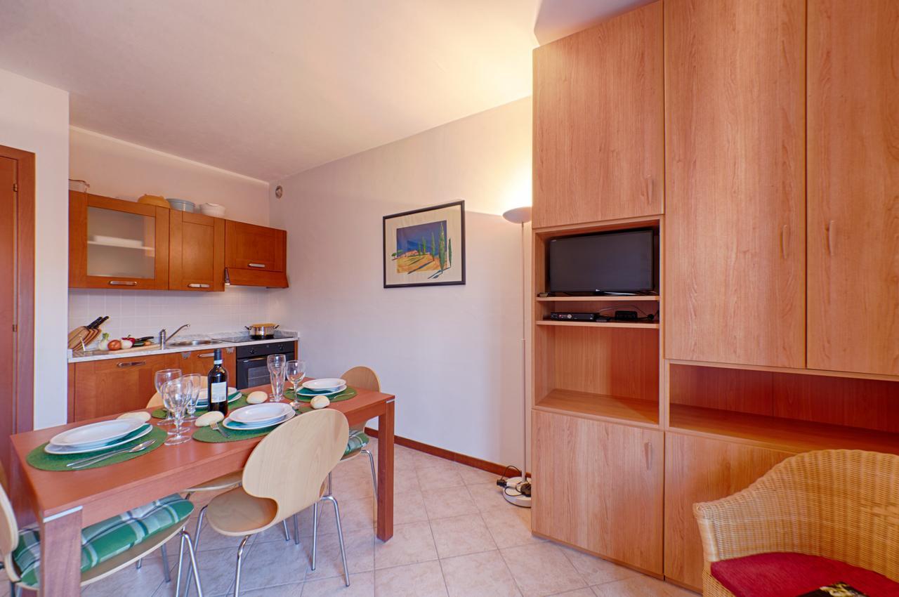 Camelia Apartment