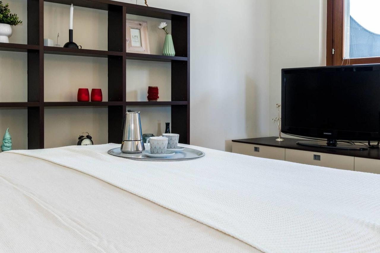 Apartment Stylish Joivy Flat With Garden Pognana Lario