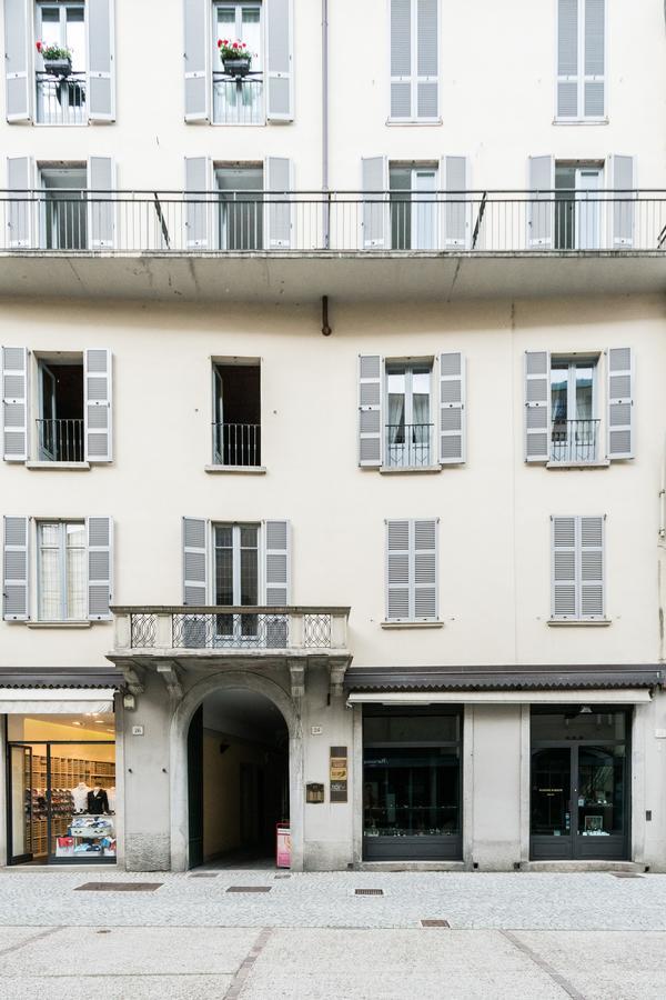 & Modern By Rent Apartment