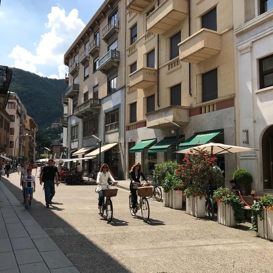 & Modern By Rent Apartment Como