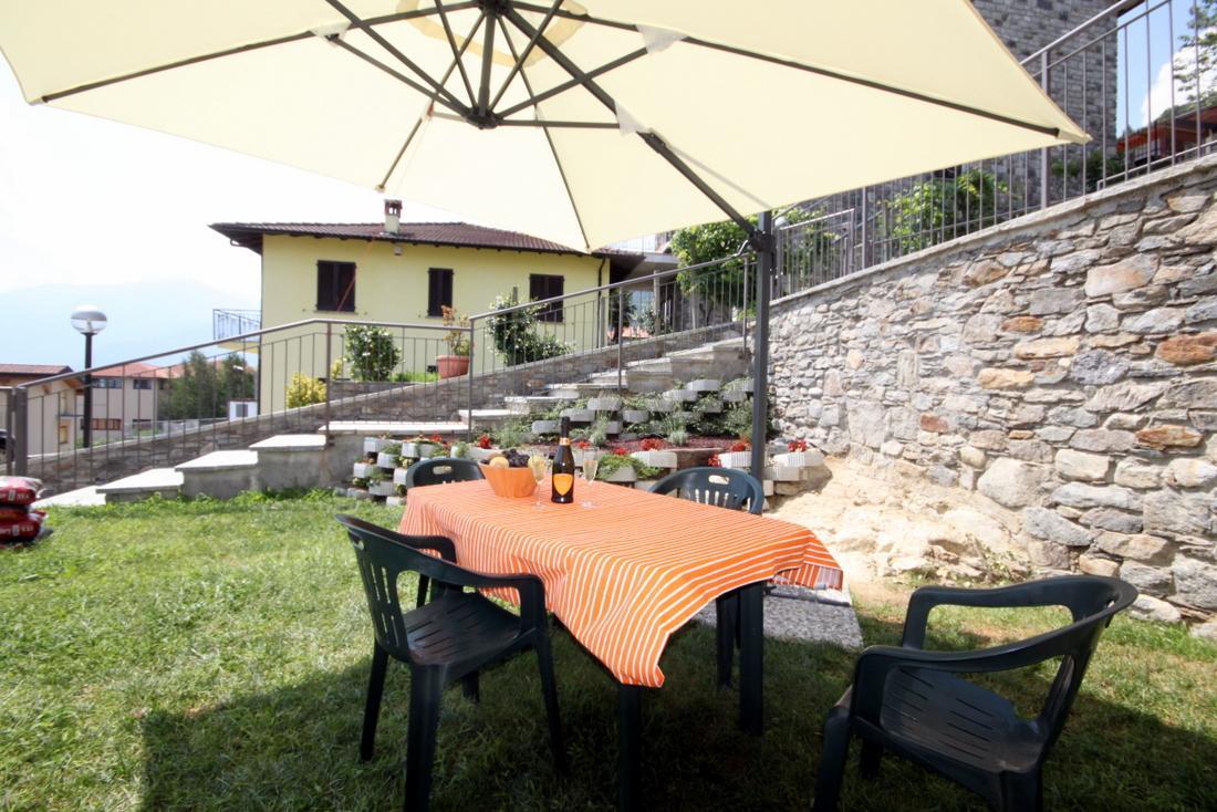 Casa Helena Holiday home Vercana