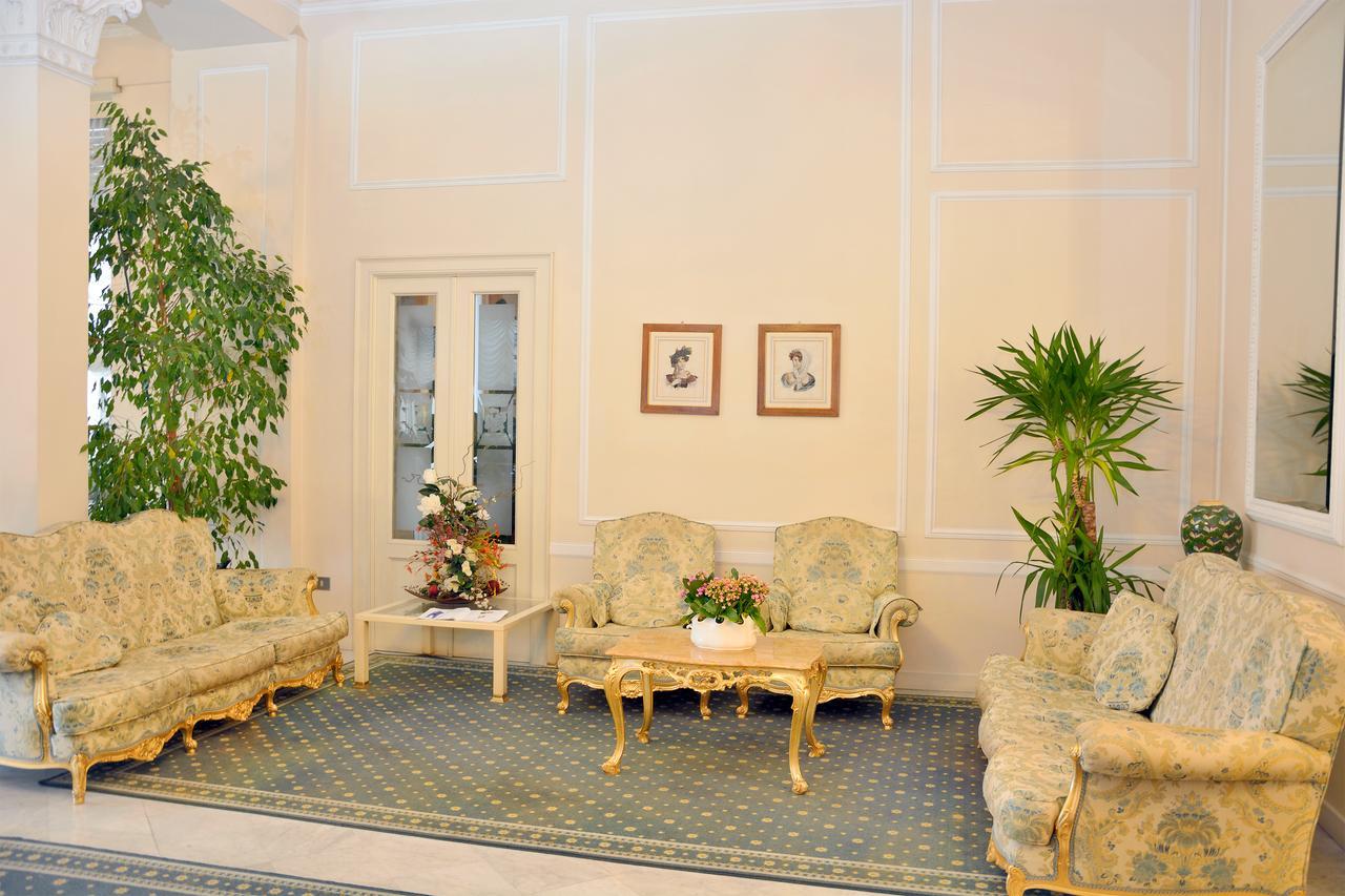 Hotel Grand 4*