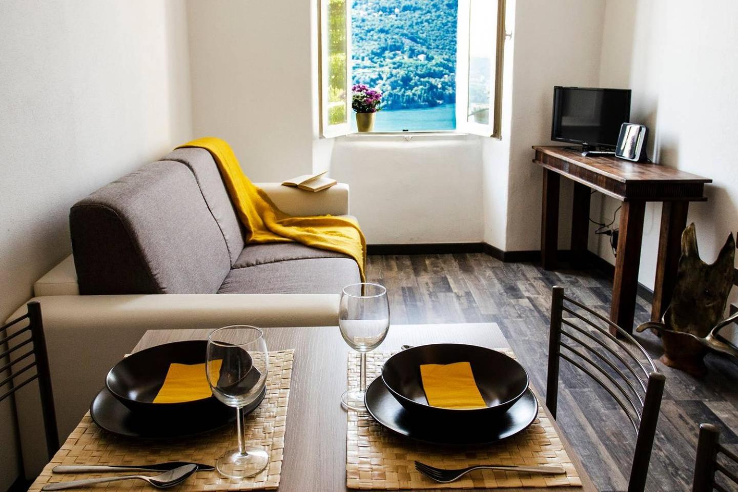 Altido Stunning 2-br Flat With Balcony Apartment *