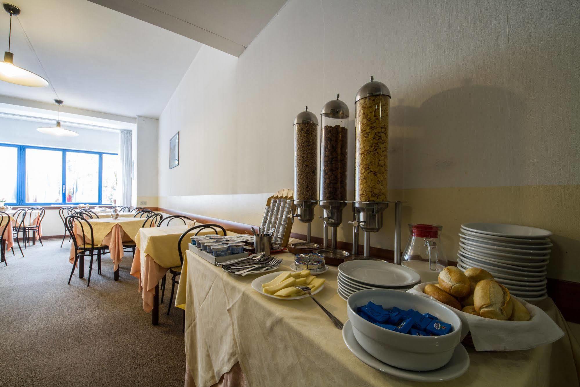 Hotel Mini Baradello