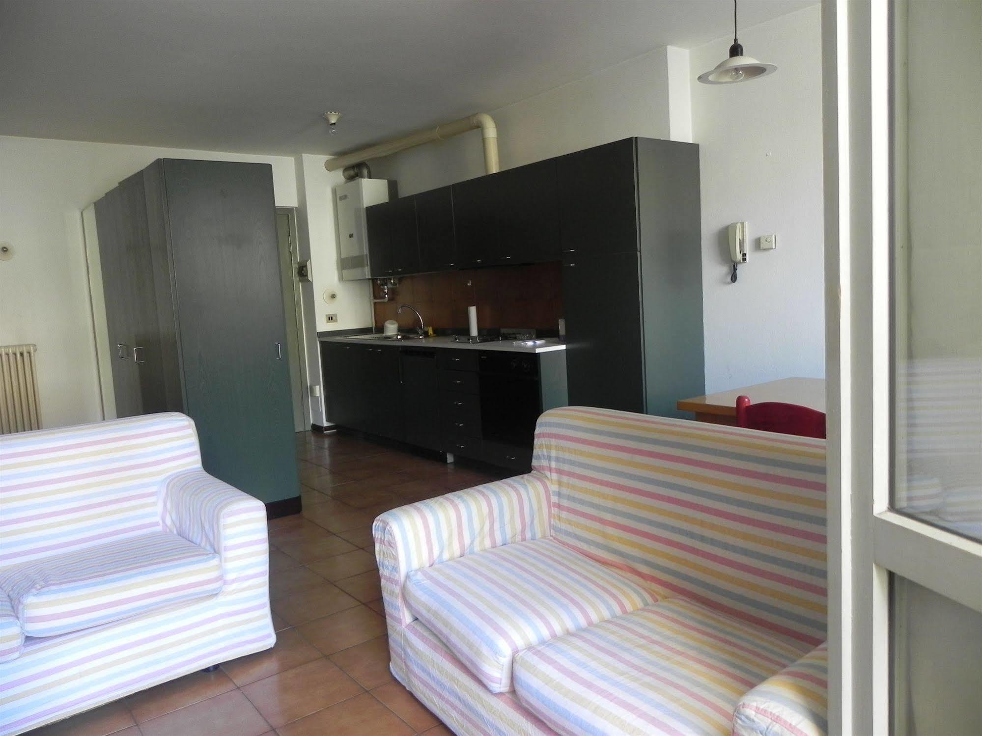 Aparthotel Pila *