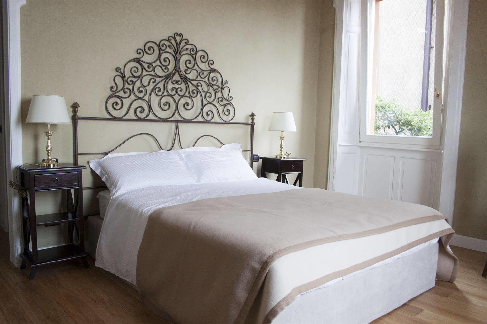 Relais Augusta Bed & Breakfast