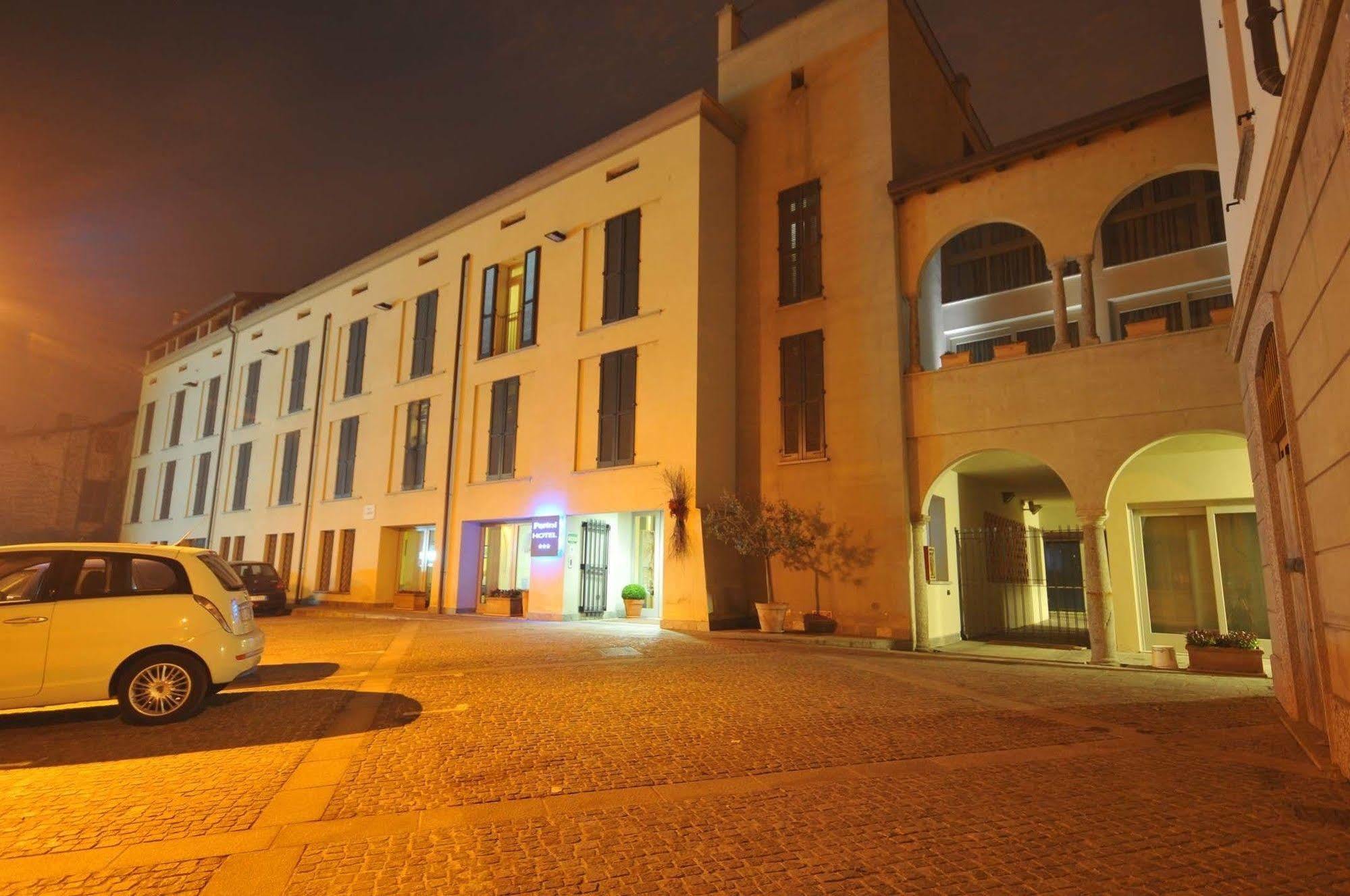 Hotel Parini Hotel Bosisio Parini