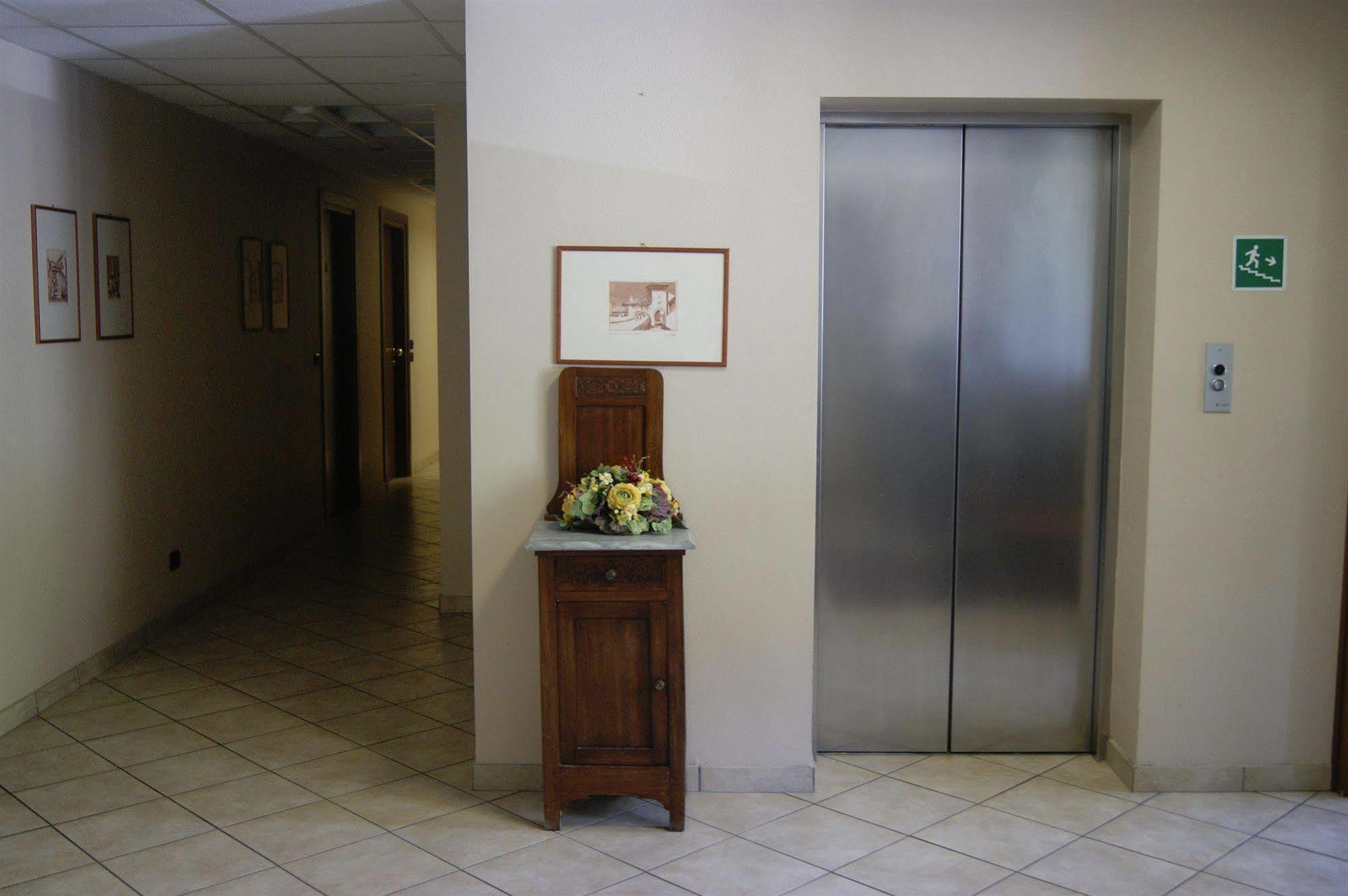 Parini Hotel Hotel 3*