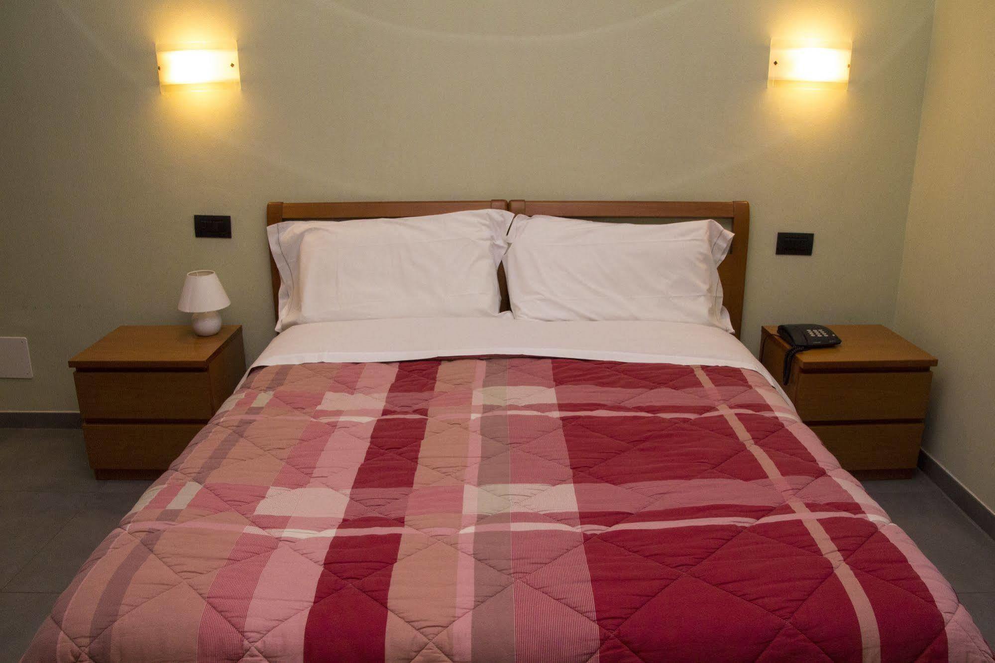Hotel Parini Hotel
