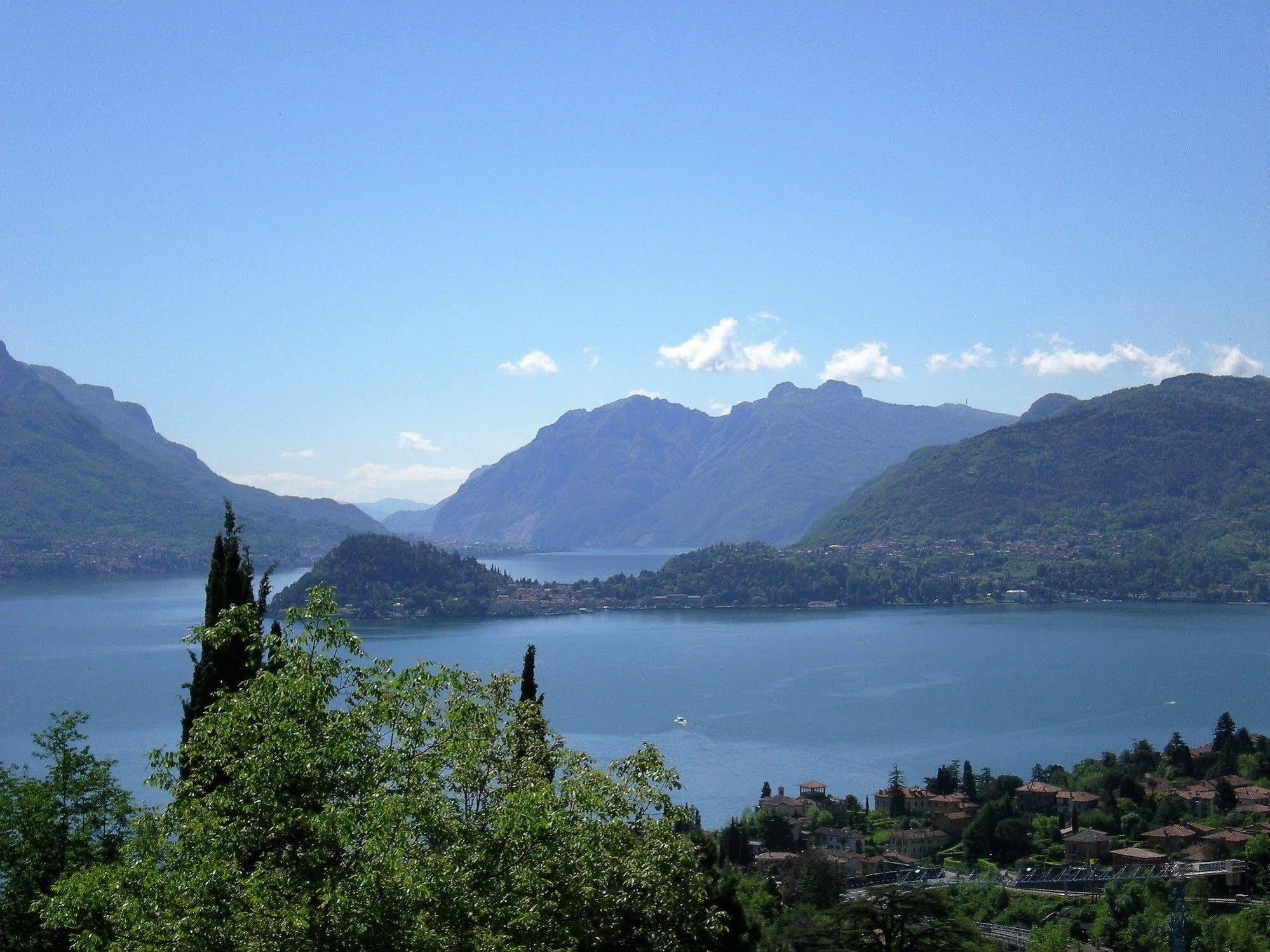 Aparthotel Le Terrazze Vista Lago Piscina Tennis Parking Wi-Fi 3*