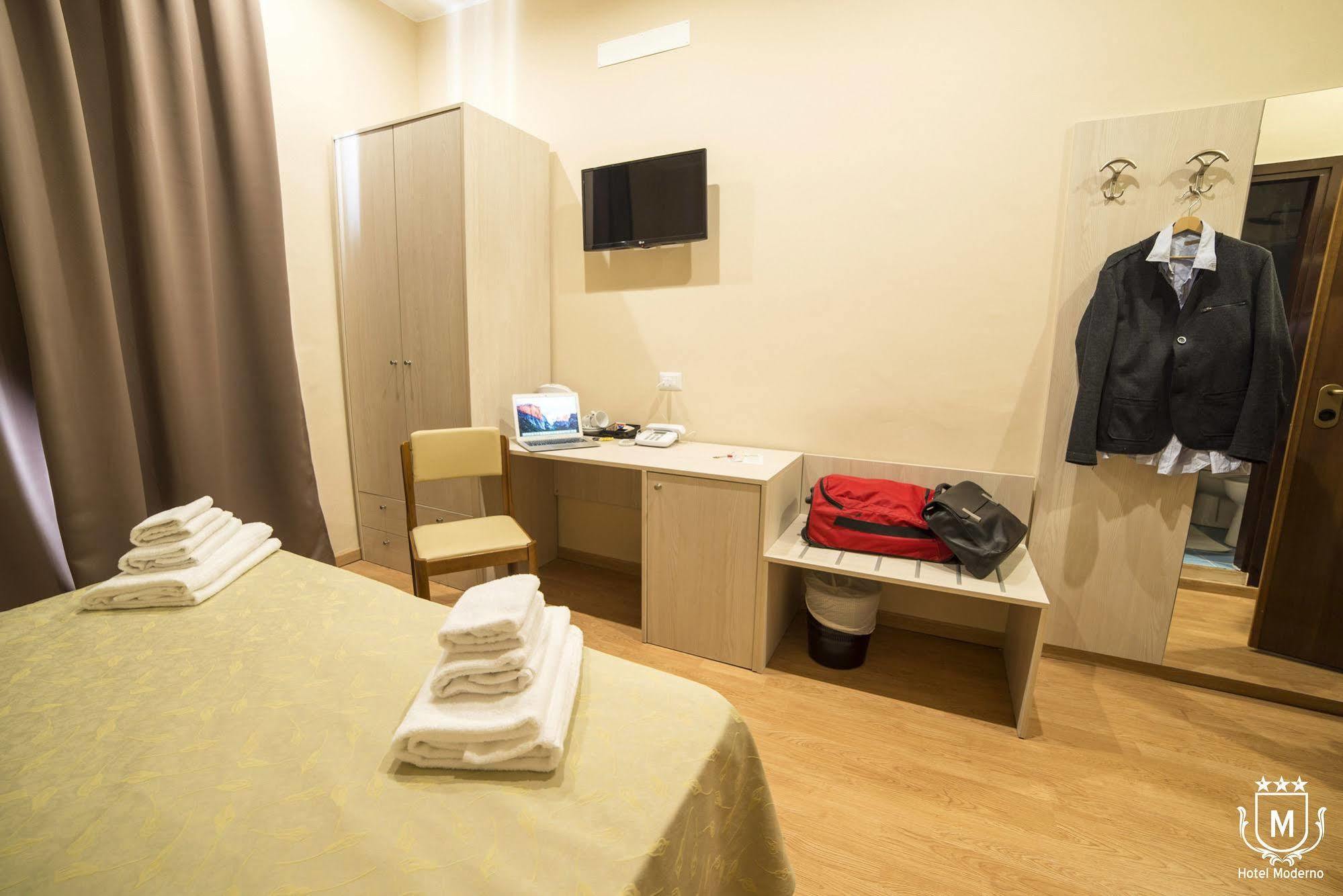 Hotel Moderno