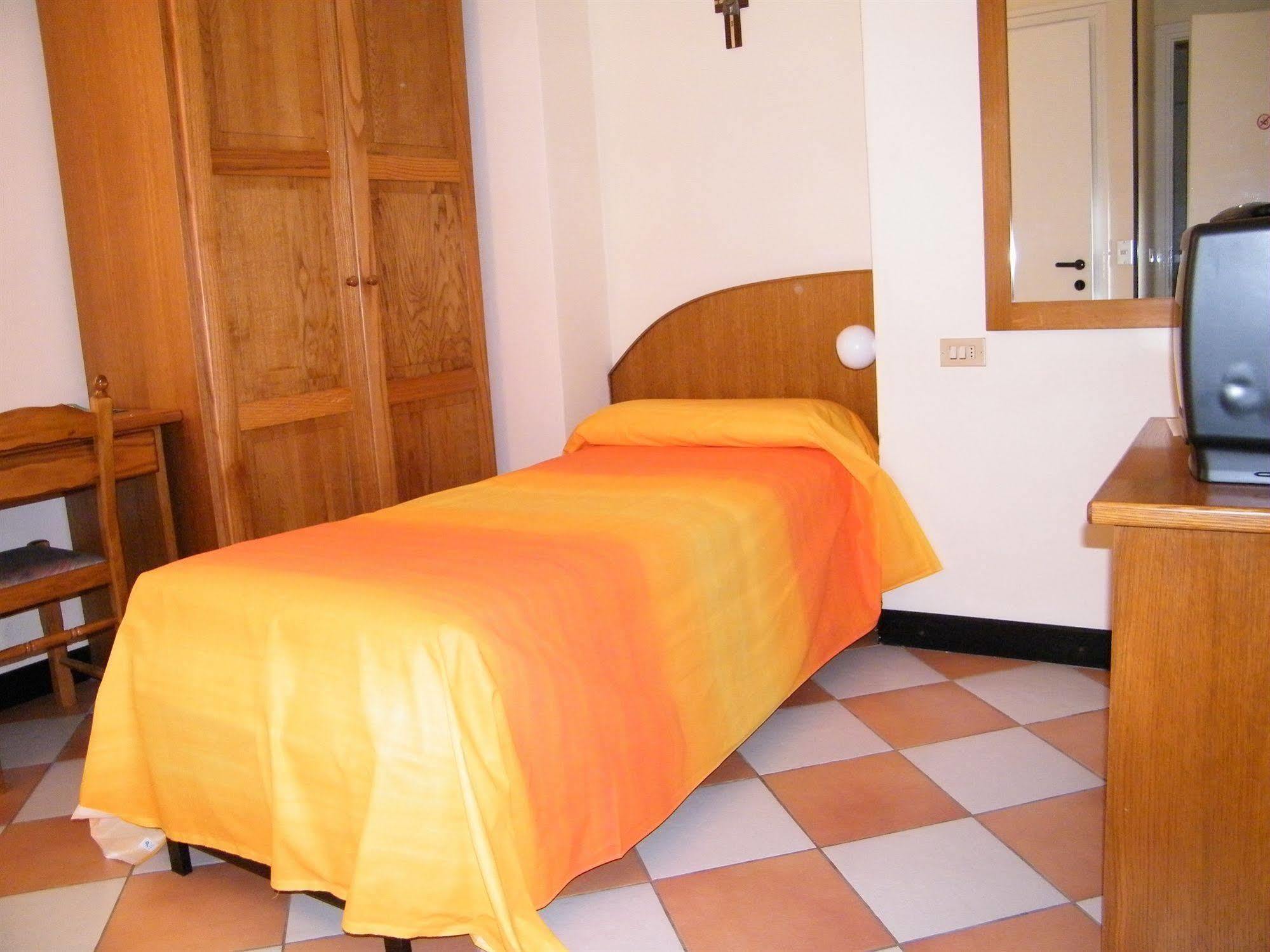 Montecodeno Hotel 3*
