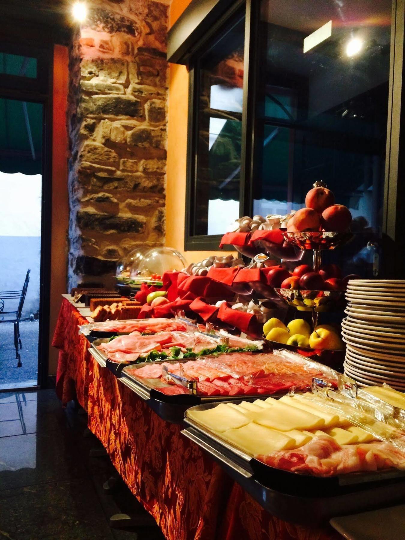 In Riva Al Guest house Como