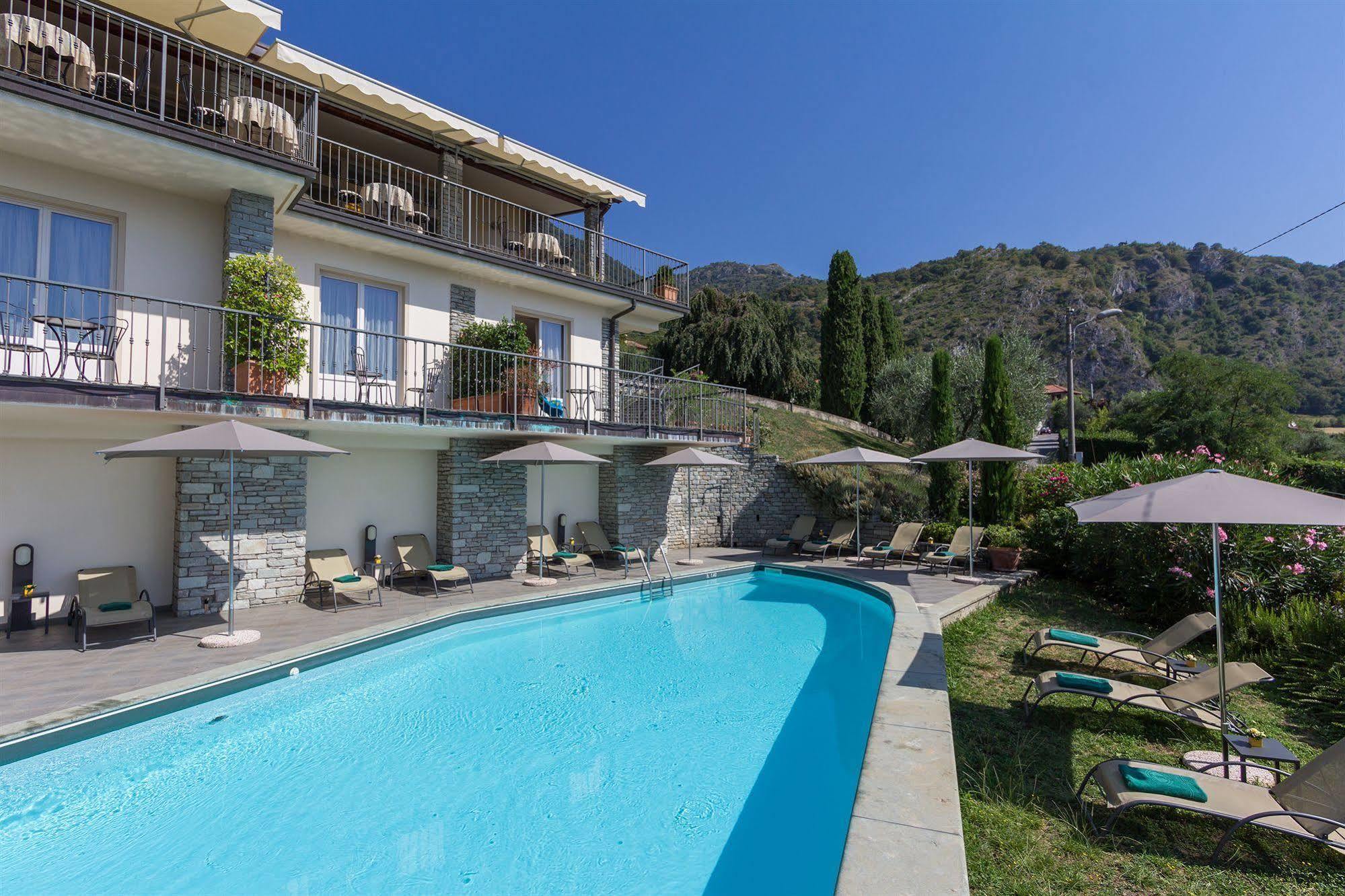 La Perla Hotel 3*