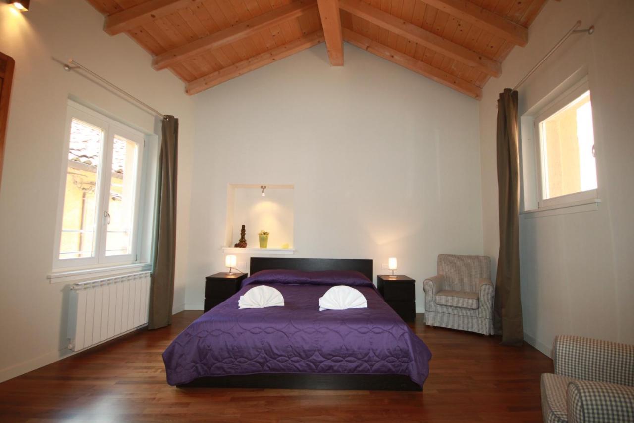 Apartment Rodrigo Lake Side Suite *