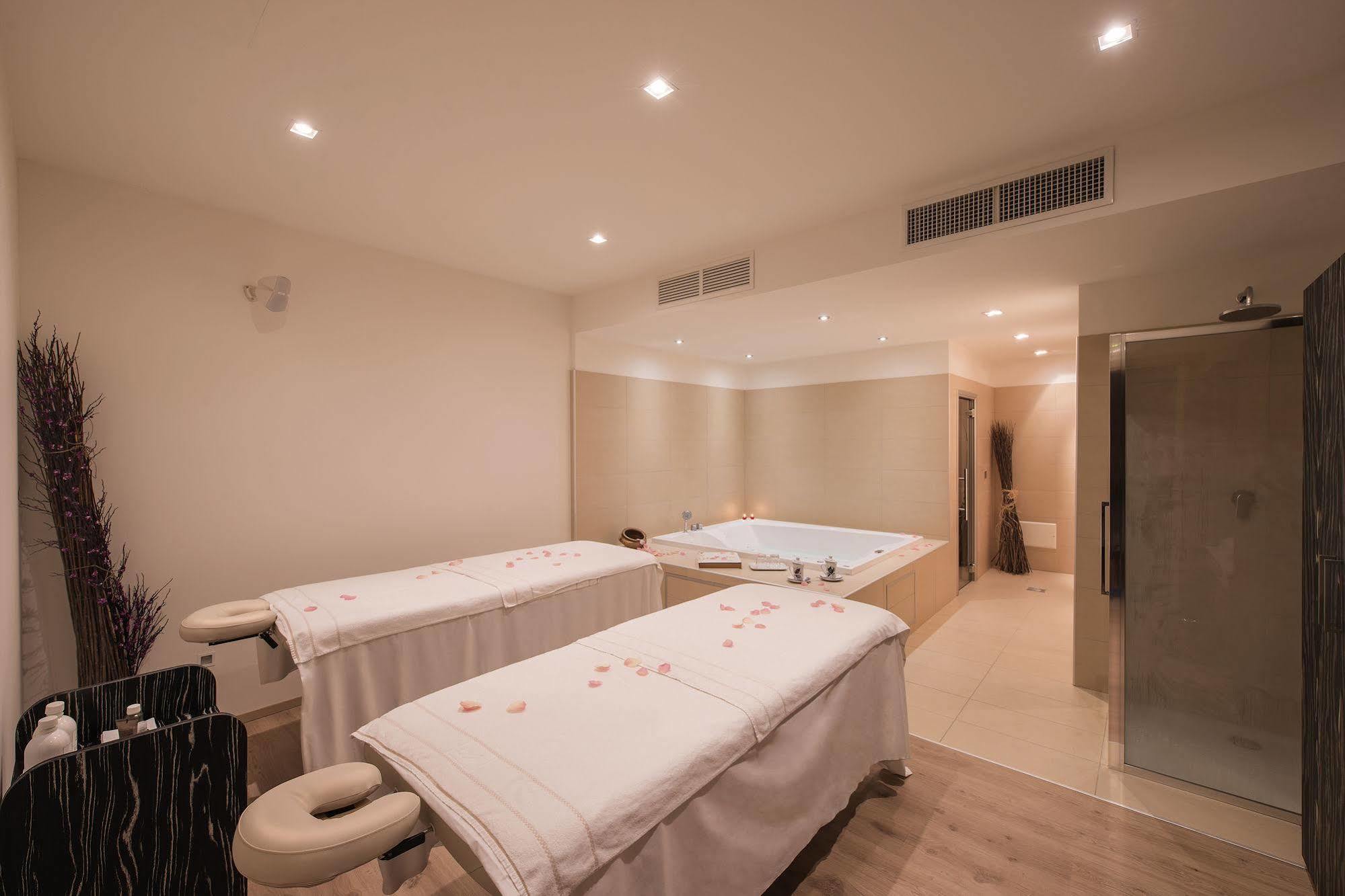 Seven Park - Adults Only Hotel