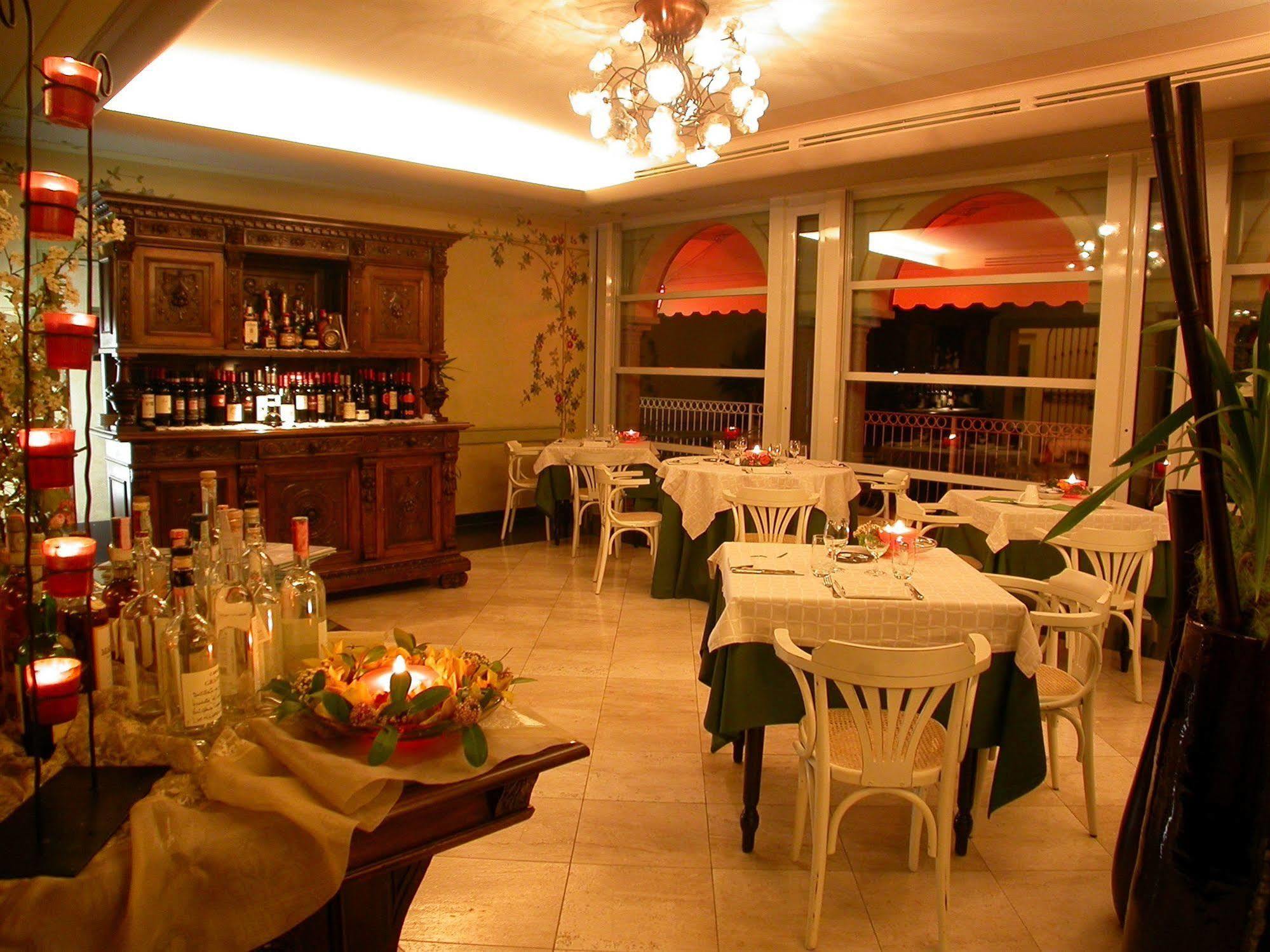 La Darsena Boutique & Restaurant