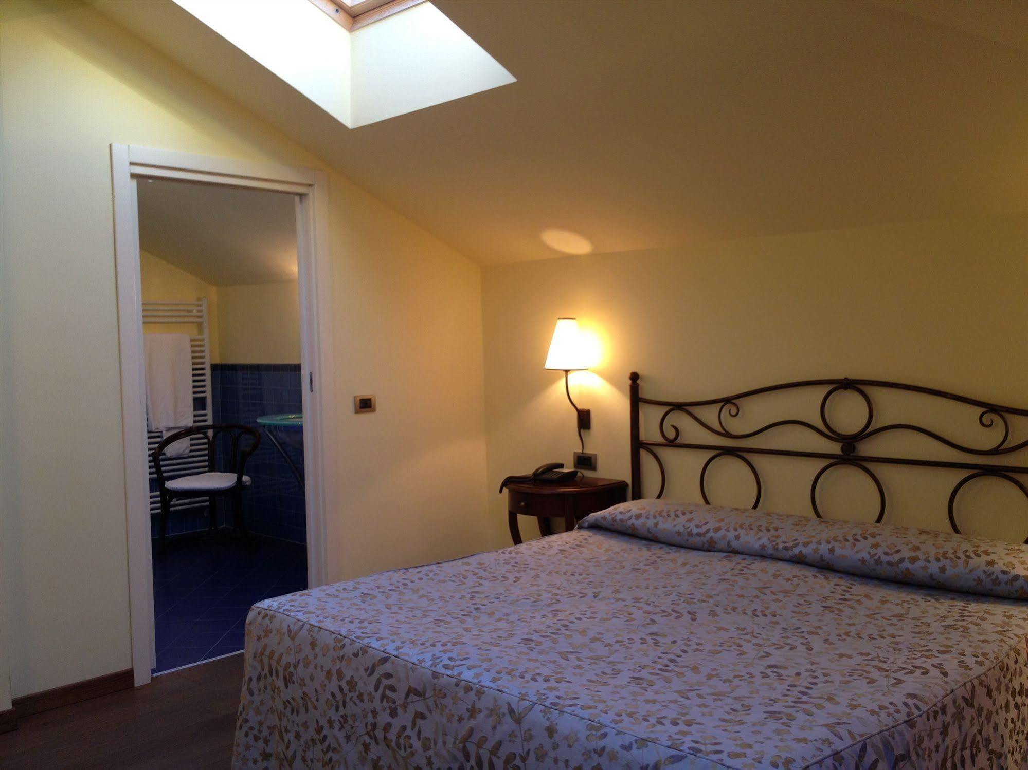 Hotel La Darsena Boutique & Restaurant Tremezzo