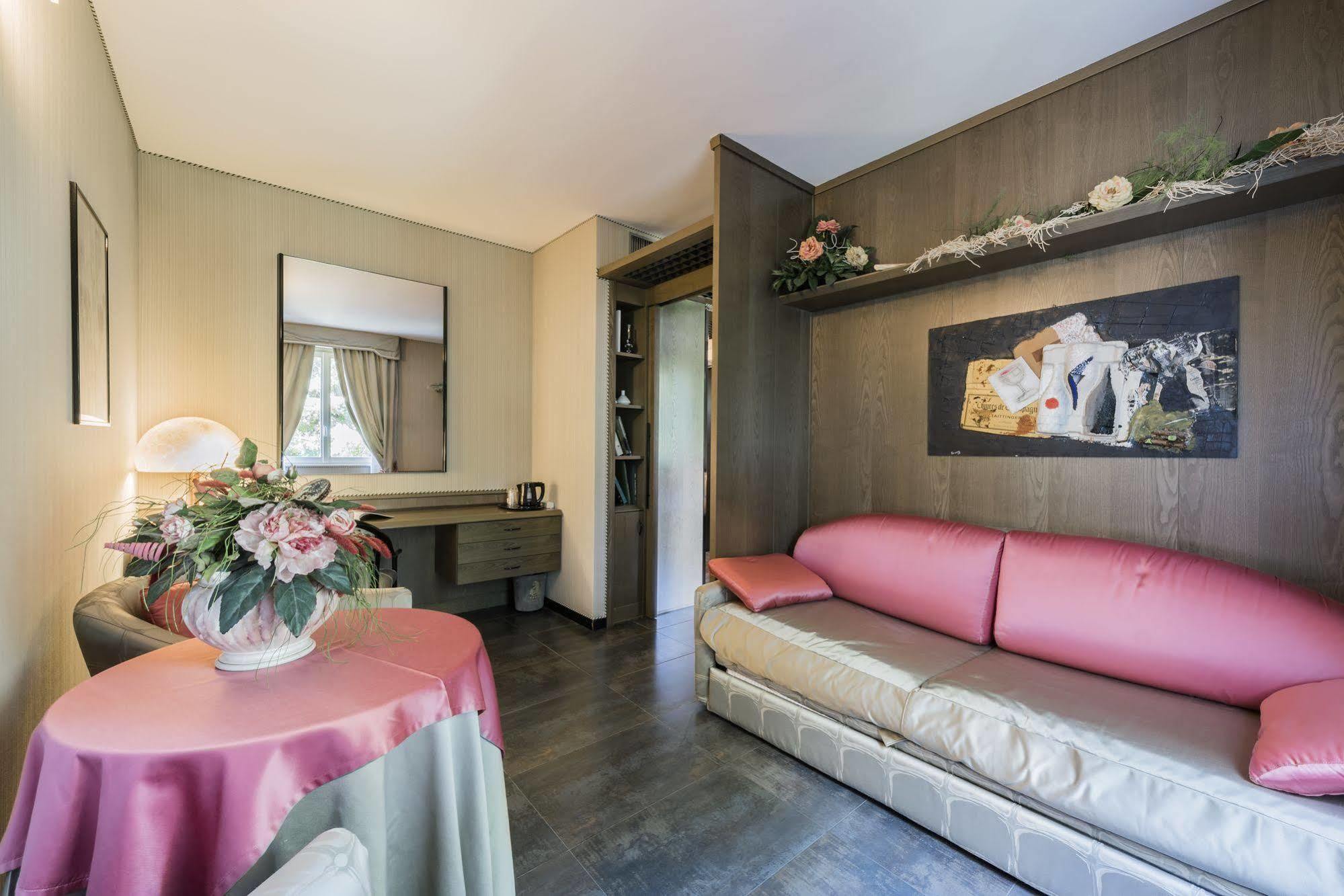 Hotel La Casa Del Mulino 3*