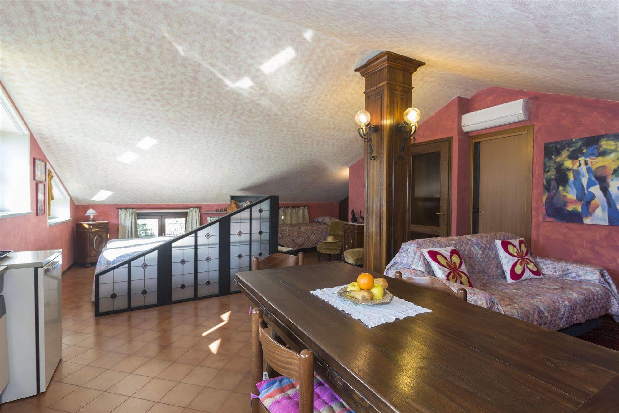 - Foresteria - Frontelago