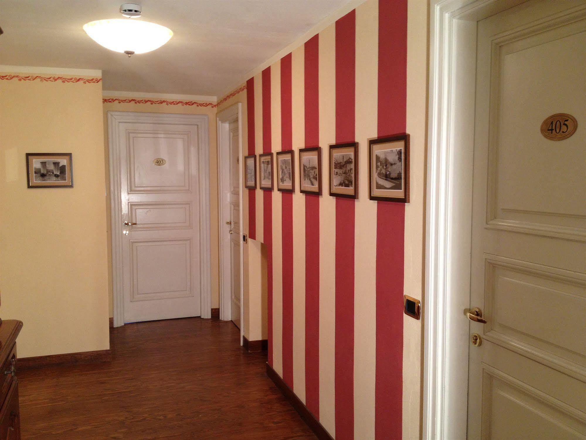 Hotel Du 3*