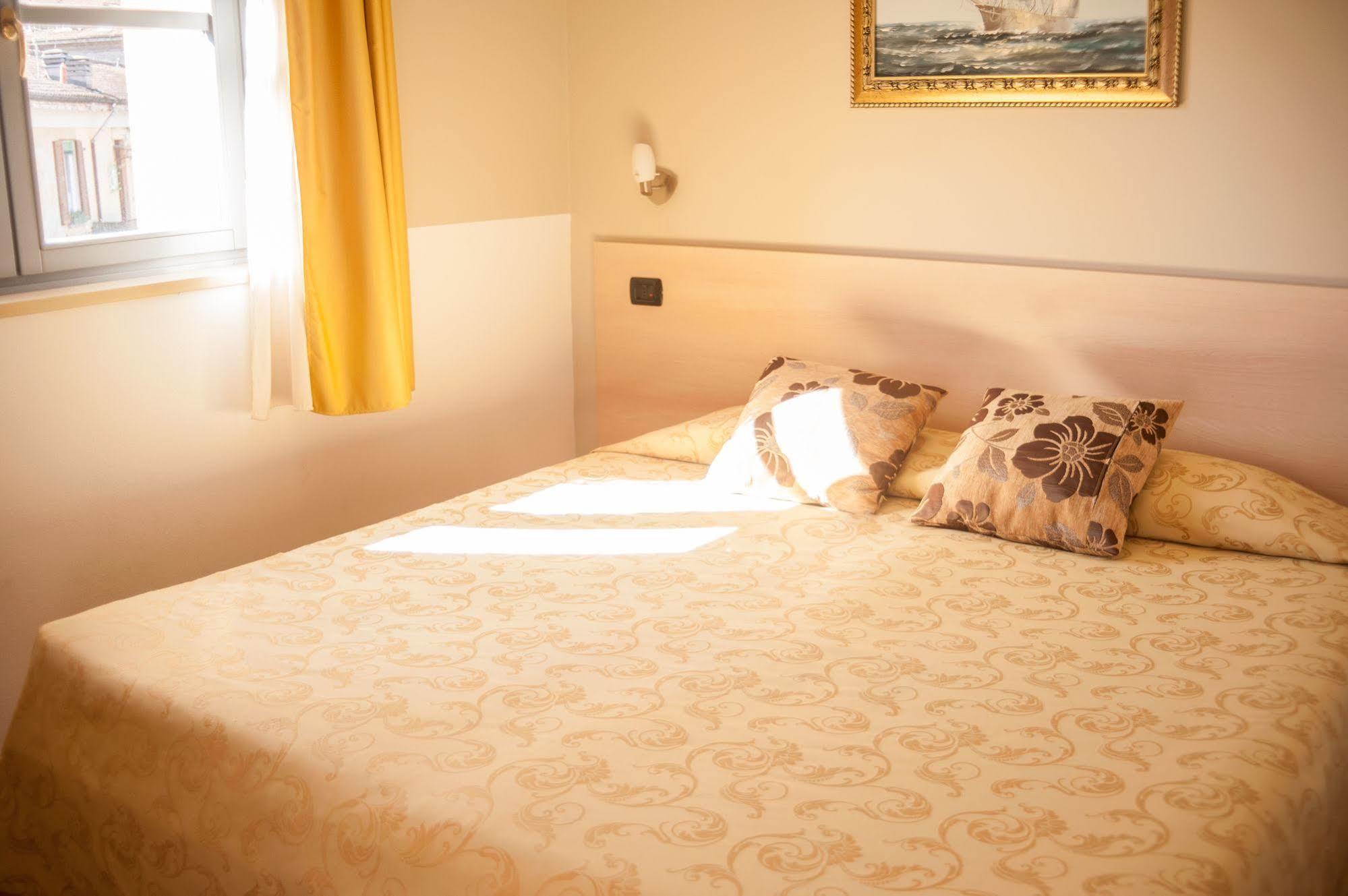 Hotel Lizard Como
