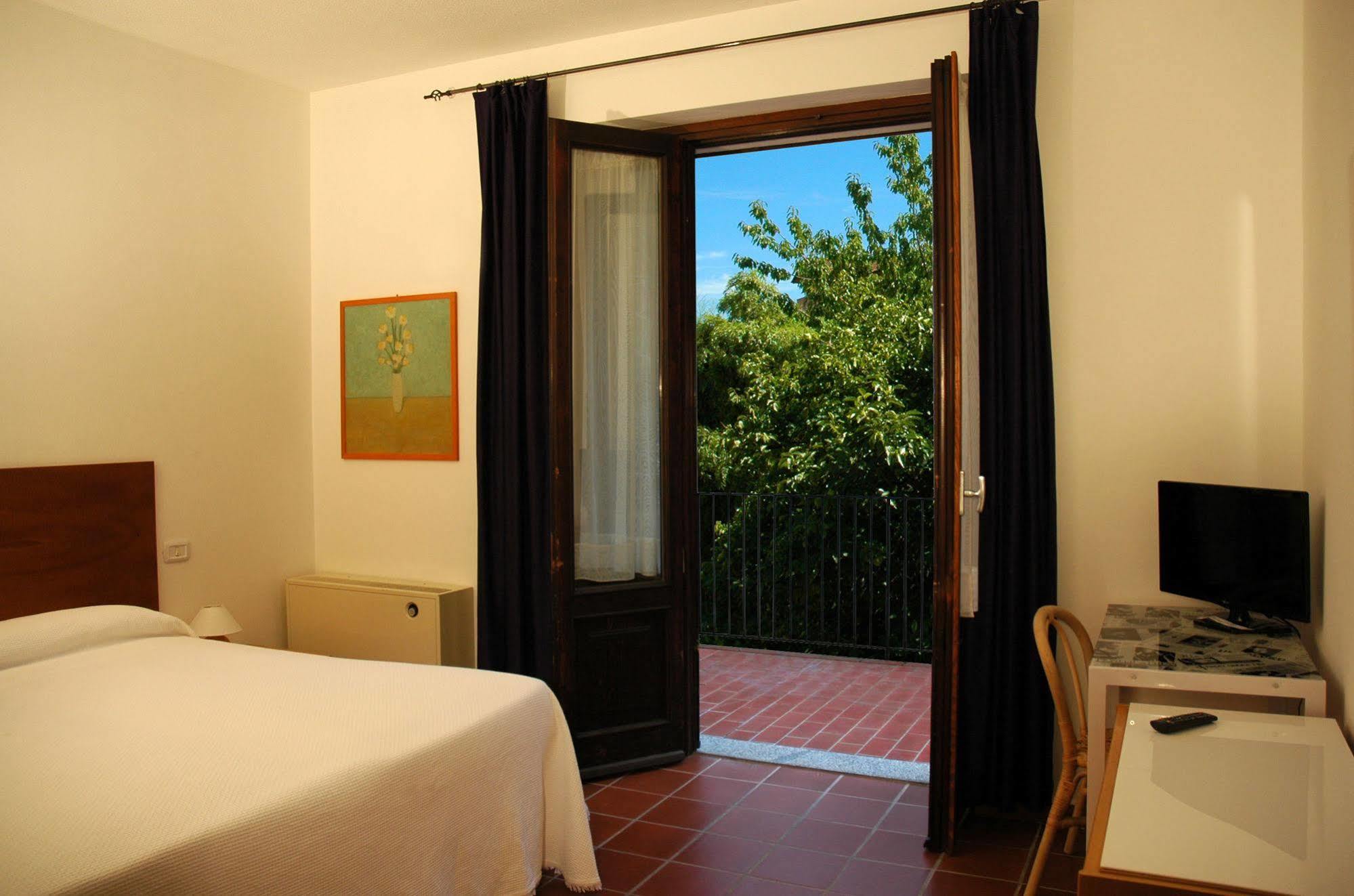 Sonenga Hotel 3*