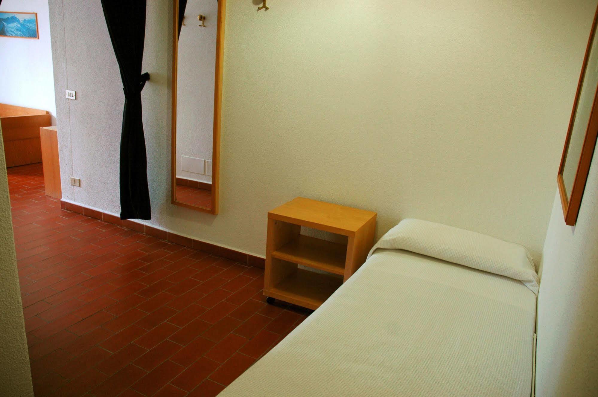 Sonenga 3*