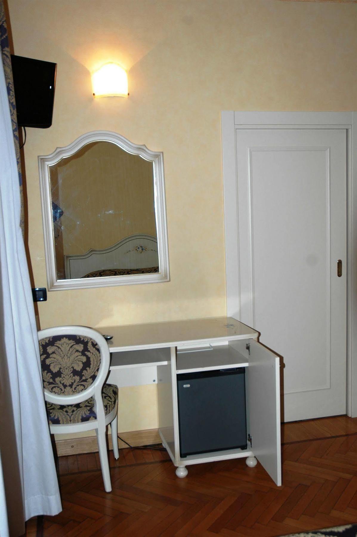 Hotel Promessi Sposi 4* Malgrate