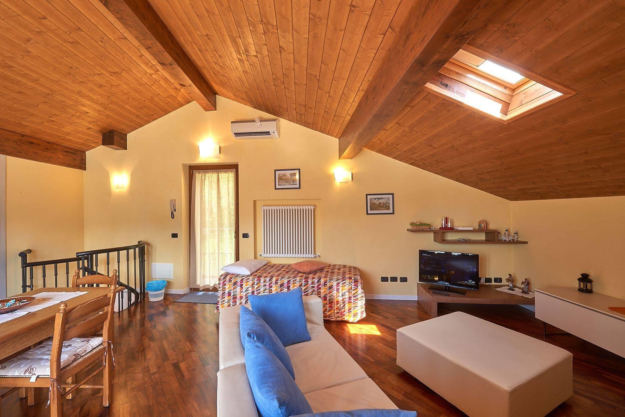 B&b-foresteria Casa Della Musica Mandello del Lario