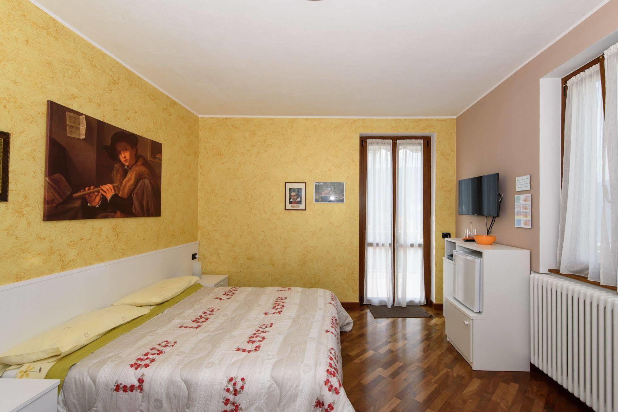 B&b-foresteria Casa Della Musica Bed & Breakfast Mandello del Lario