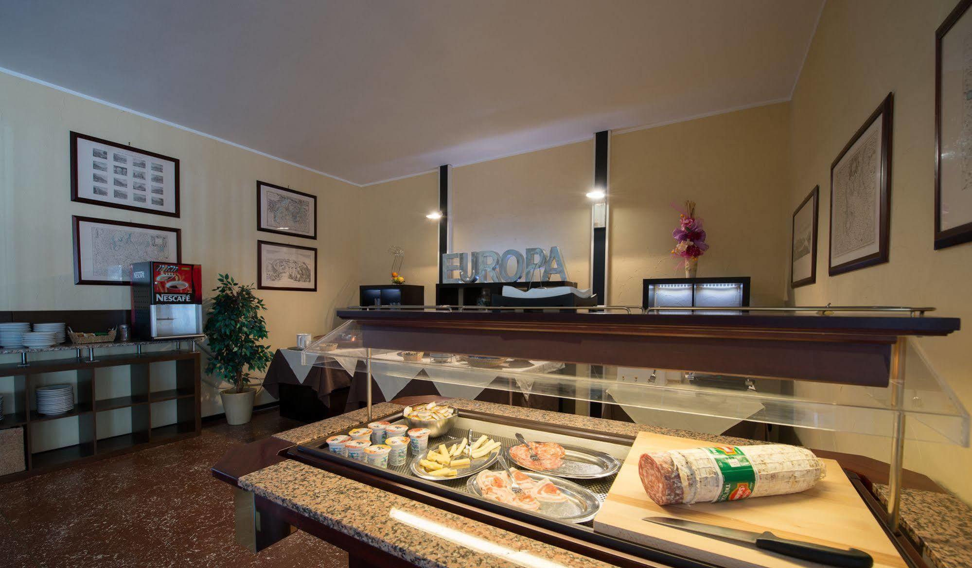 Europa Hotel 2*