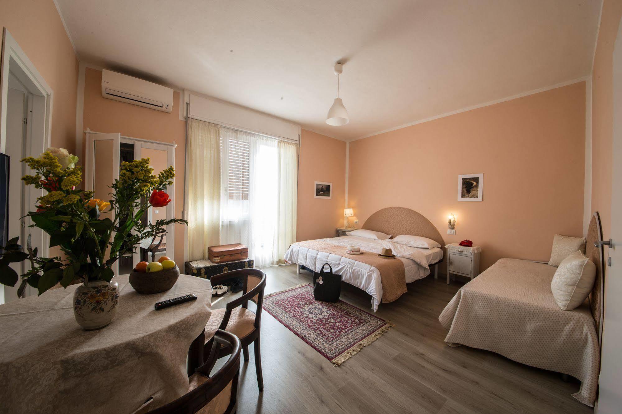 Beb Erba Bed & Breakfast