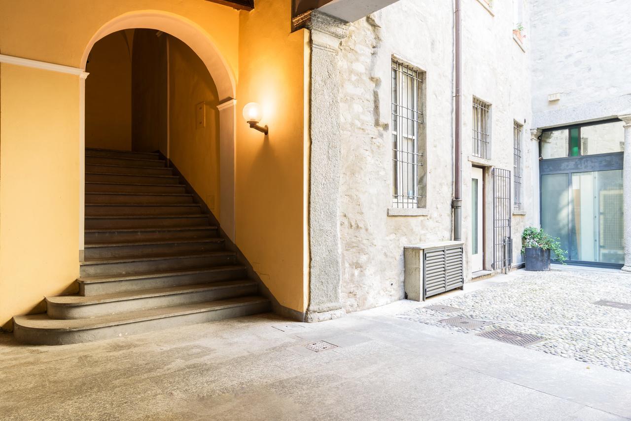 Apartment Palazzo Del Pero Luxury Attic - Bymyhomeincomo Como