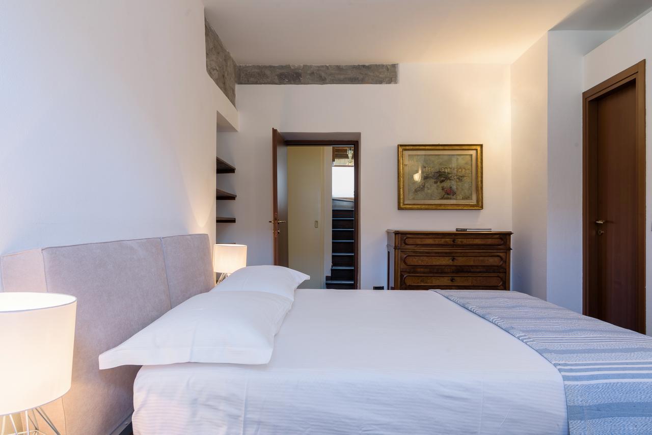 Palazzo Del Pero Luxury Attic - Bymyhomeincomo Apartment *