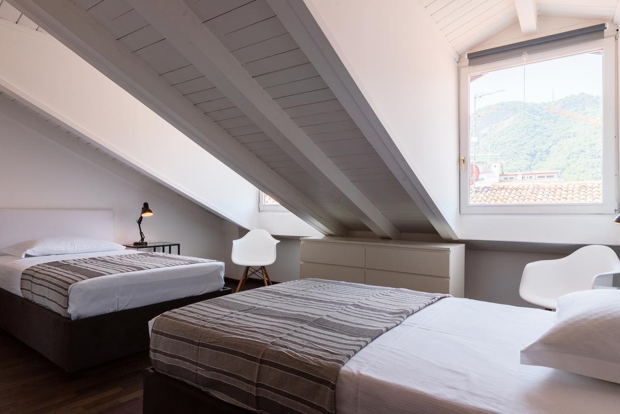 Palazzo Del Pero Luxury Attic - Bymyhomeincomo