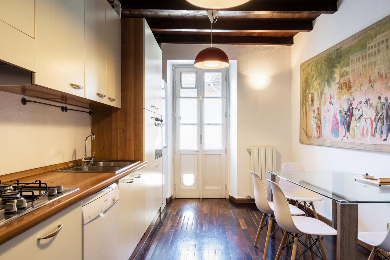 Palazzo Del Pero Luxury Attic - Bymyhomeincomo Apartment