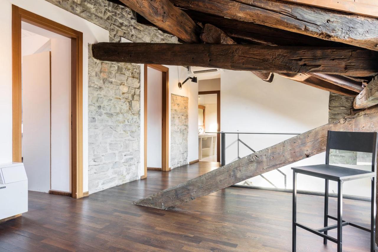 Apartment Palazzo Del Pero Luxury Attic - Bymyhomeincomo Como