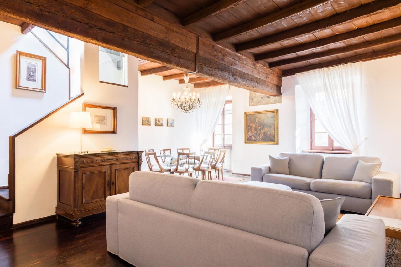 Palazzo Del Pero Luxury Attic - Bymyhomeincomo *