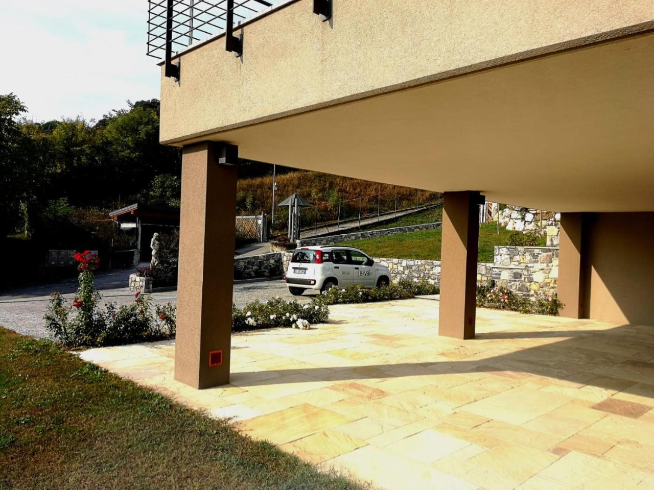 Di Caffe Maya By Holiday Solutions * Maslianico