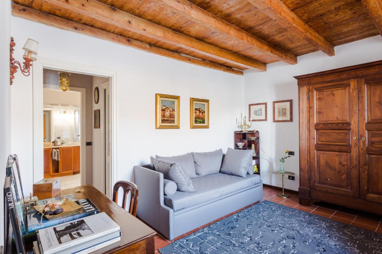 Italian Apartment
