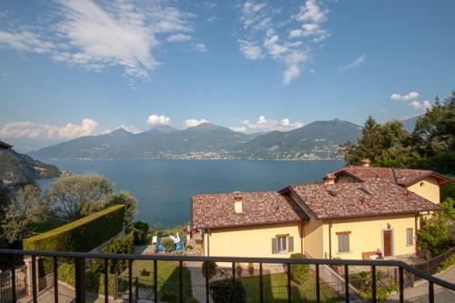 Le Rose Sleeps 6 - Families Only Please * Menaggio