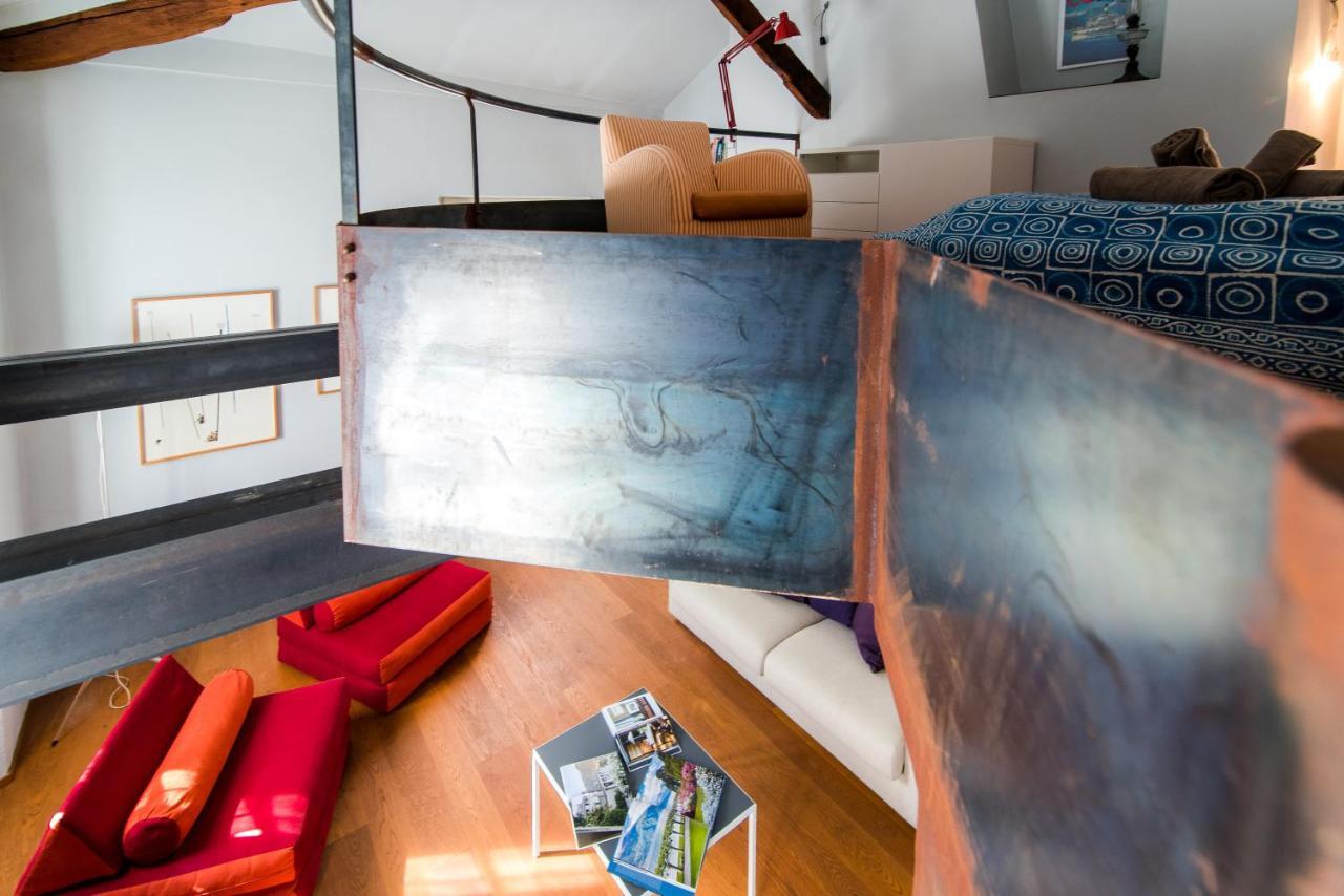 Apartment Antica Via Volta - The House Of Travelers *