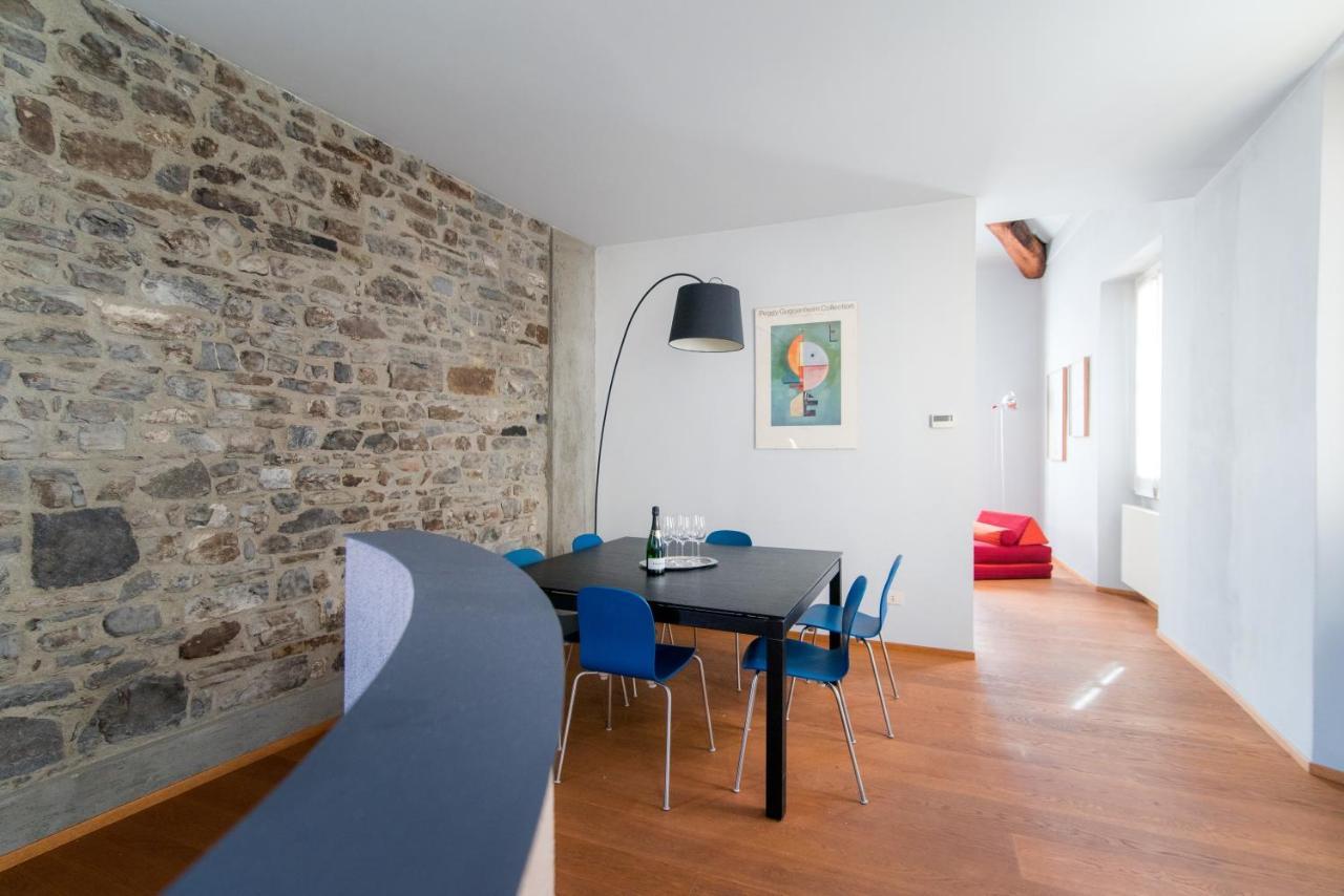 Apartment Antica Via Volta - The House Of Travelers Como