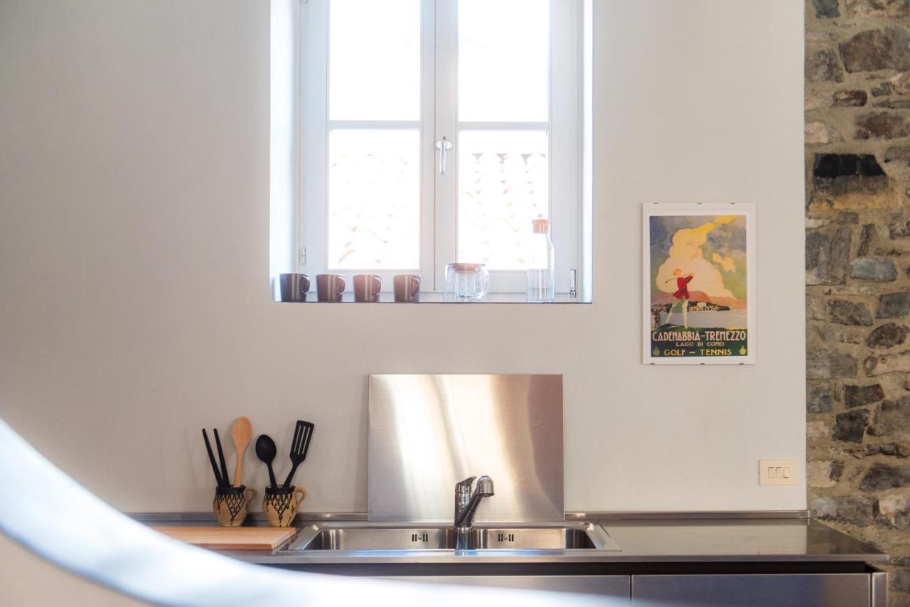 Apartment Antica Via Volta - The House Of Travelers