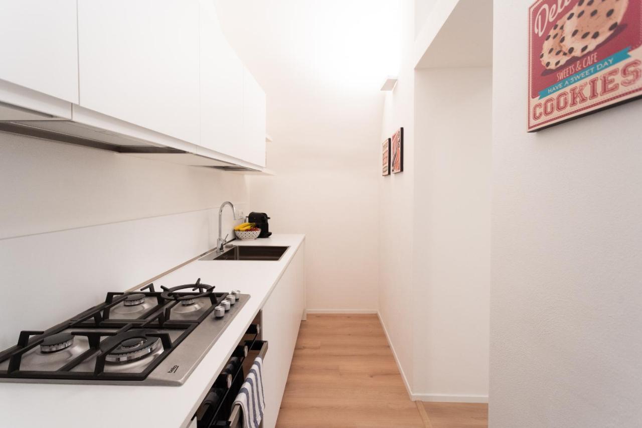 Lovely Corner In The Heart Of The By Rent Apartment *