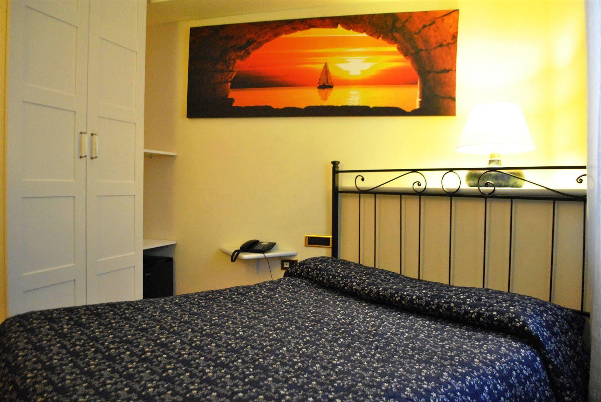 Hotel Il Loggiato Dei Serviti 3*