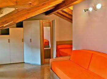 Aparthotel Posta Argegno